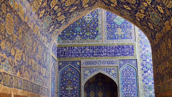 Sinikaakeliset-moskeijat-ovat-kauniita-Isfahan-Iran