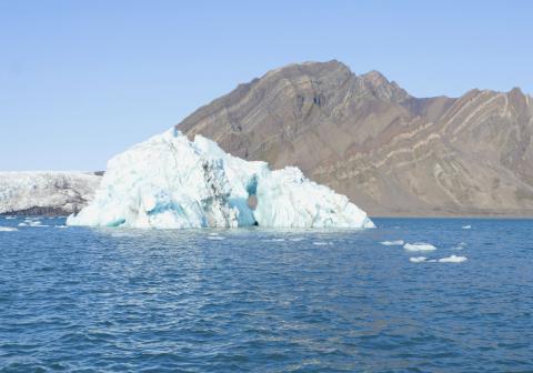Jaavuori-Isfjord-Huippuvuoret-Norja