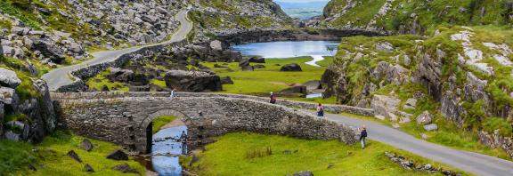 Kaunis-nakyma-Gap-of-Dunloe-Irlanti-Olympia