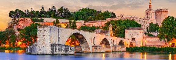 Saint-Benezet-silta Avignon Ranska Olympia Kaukomatkat