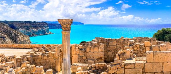 Antiikin-temppelin-rauniot-Kourion-Kypros