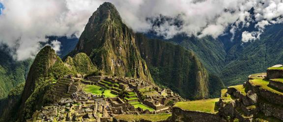 Machu-Picchu-Peru-Olympia