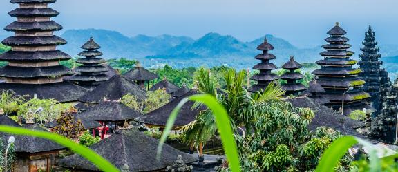 Temppelikokonaisuus-Besakih-Bali-Indonesia-Olympia