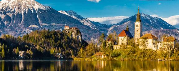 Bledin-upeat-maisemat-Slovenia-Olympia-Kaukomakatoimisto