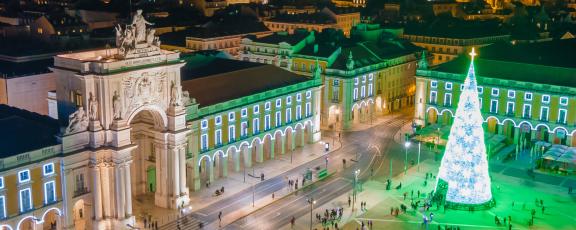 Jouluvalot-aukio-Lissabon-Portugali-Olympia