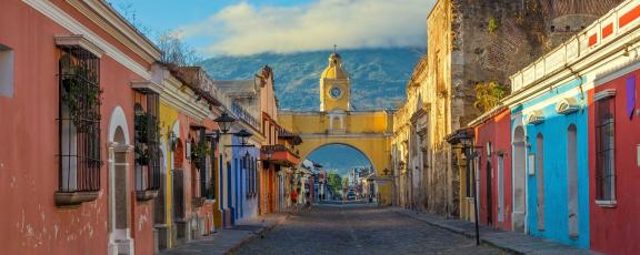Paakatu-Antigua-Guatemala-Olympia