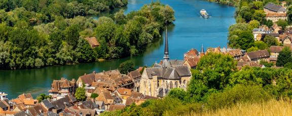 Pittoreski-Les-Andelys-Seine-Ranska-Olympia-risteilyt