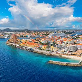 Curacaon-satama-alue-Olympia