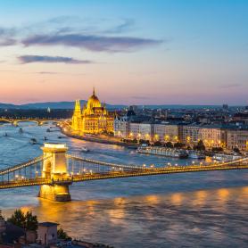 Kaupunkikuvaa-Budapest-Unkari-Olympia-Kaukomatkat