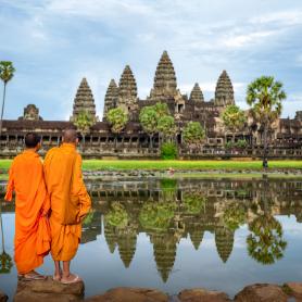 Munkkeja Angkor Watin alueella Kambodza Olympia