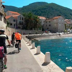 Pyorailijat-Kroatia-aktiivimatkat-Olympia