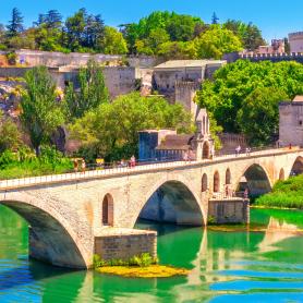 Saint-Benezetin silta Avignonissa Olympia